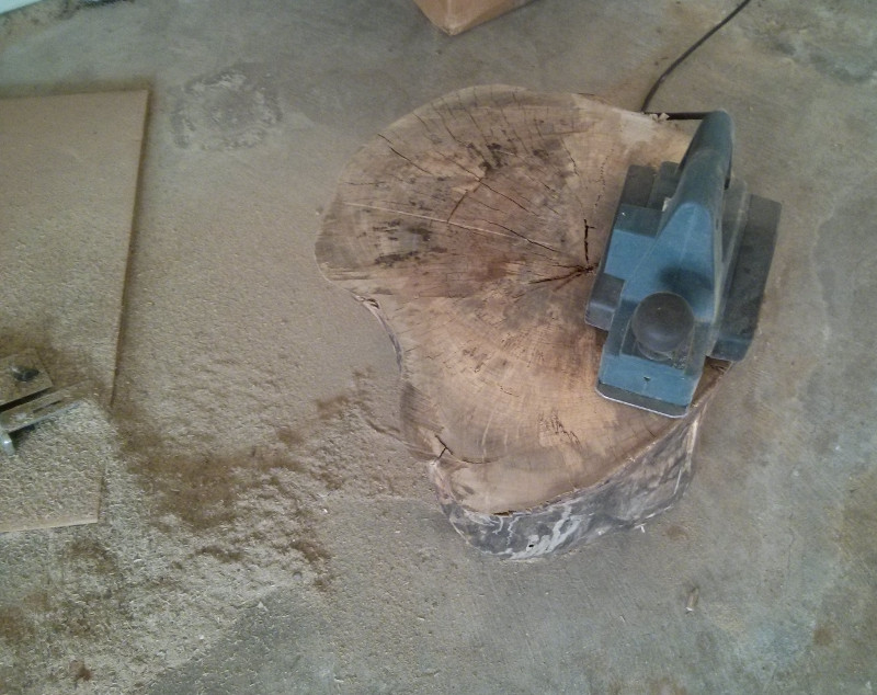 Pile of sawdust with Planar