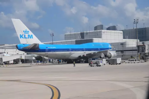klm-747-400